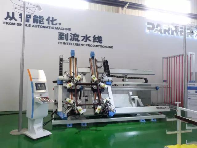 派克機器展位